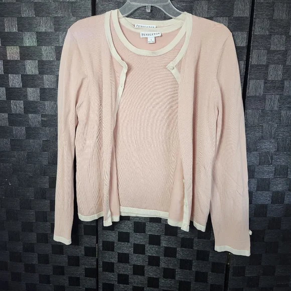 Pendleton Light Pink Women's Cardigan Sweater Set With Bow Accents - Picture 1 of 7